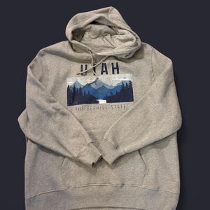 Utah grey hoodie Size XXL #loungewear #outdoors